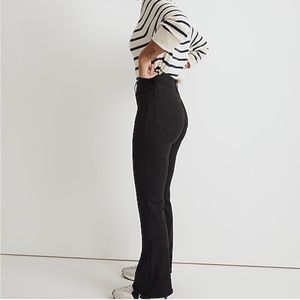 Madewell Curvy Skinny Flare Jeans in Black Frost Wash